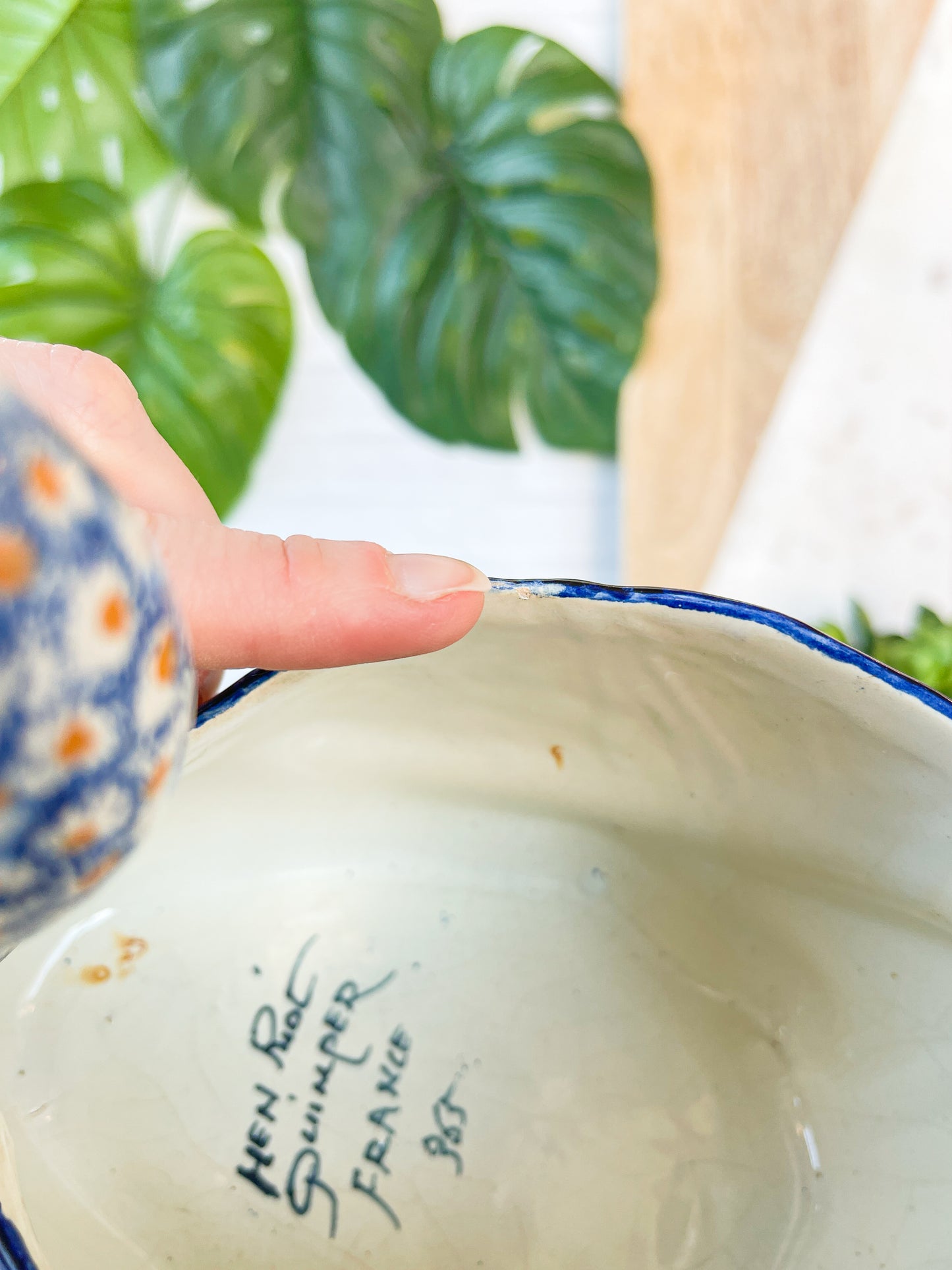 henriot quimper swan vessel #365