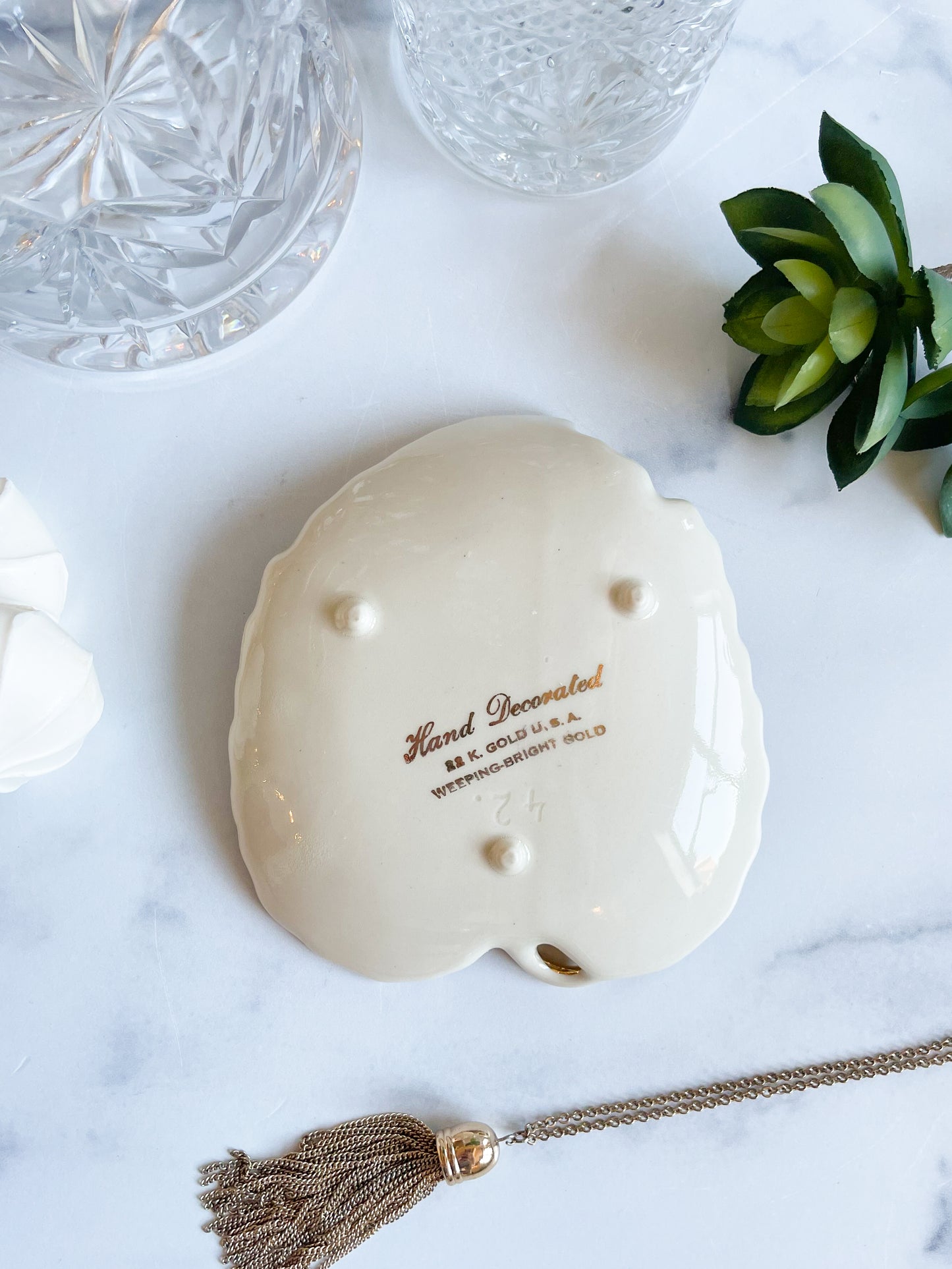 leaf trinket dish - 22k "weeping gold"