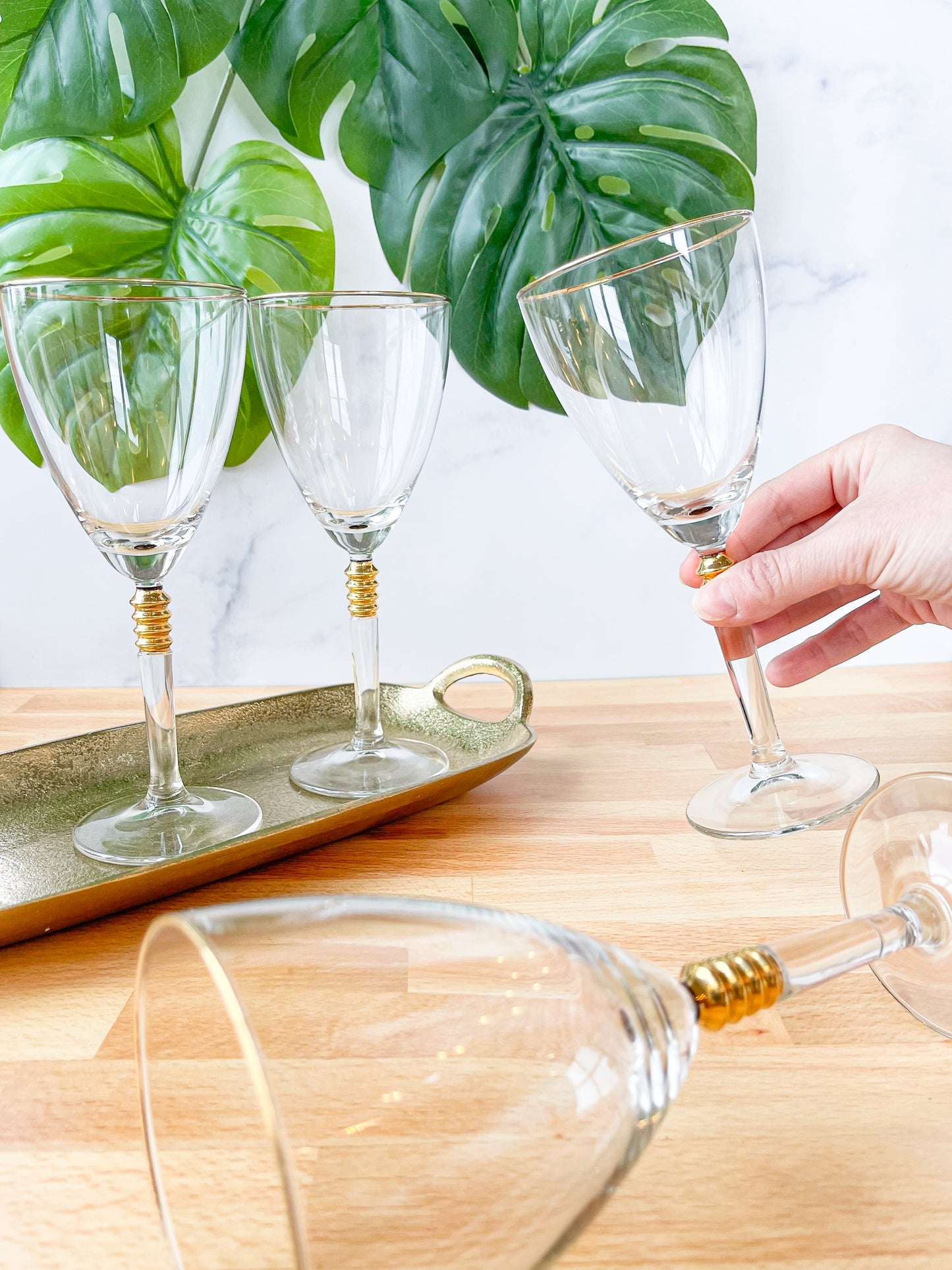 set of 4 wine glasses with gold banded stem