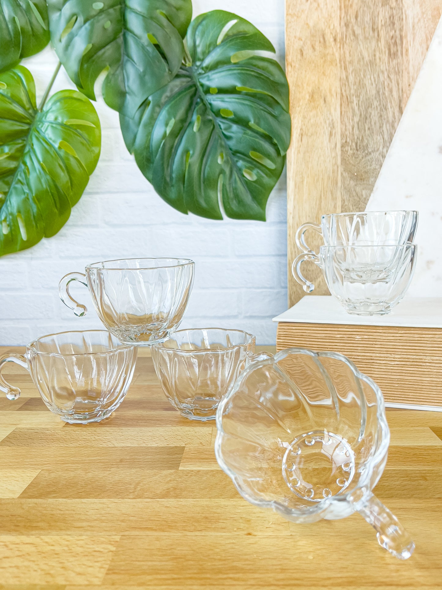 hazel atlas "colonial swirl" cups