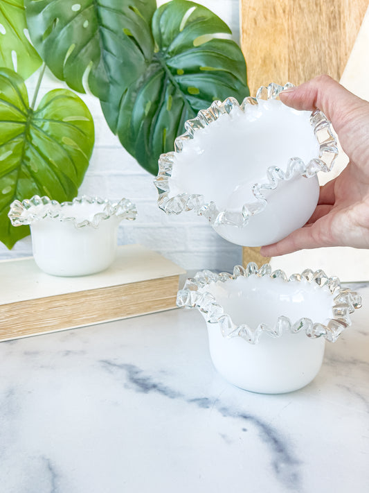 set of 3 ruffled glass bowls